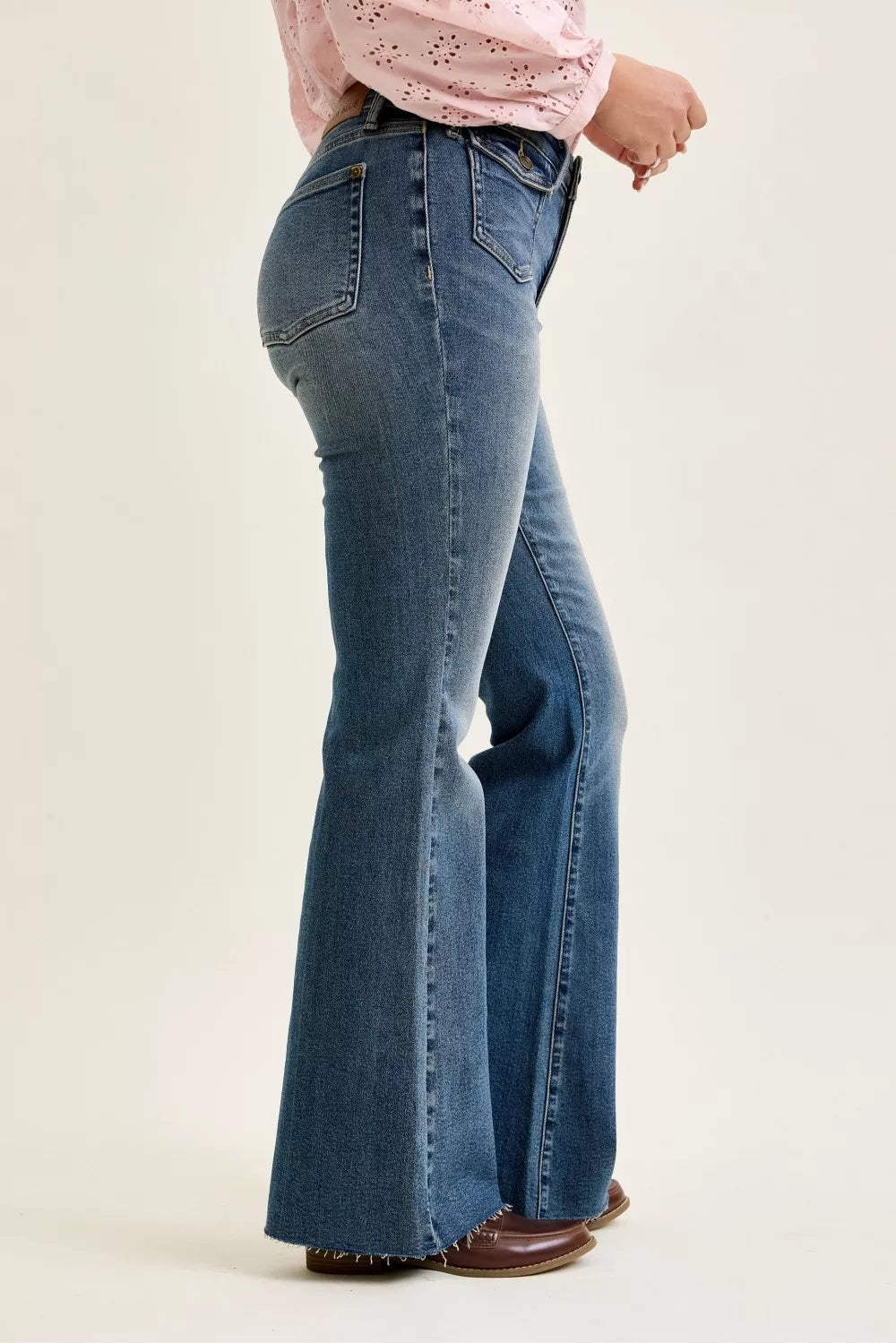 Judy Blue Mid Rise Flare Jeans with Front Flap Pockets - FELLAURA