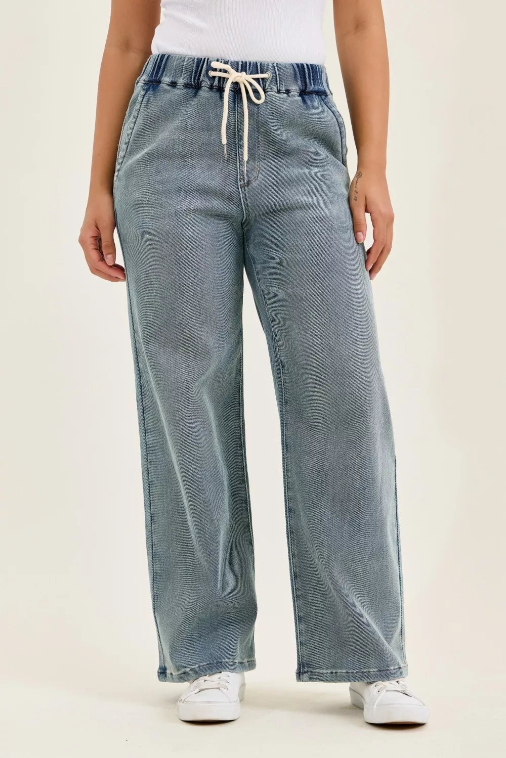 Judy Blue Hight Waist Wilhelmina Baggy Jeans with Md Aged Stone Blue Wash - FELLAURA