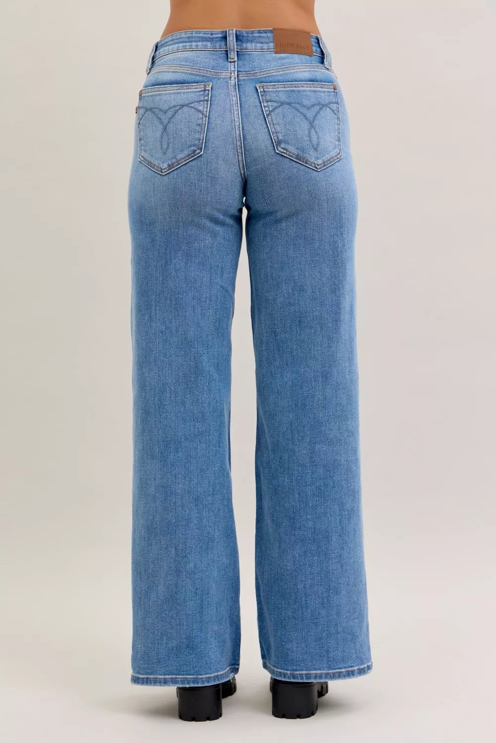 Judy Blue Mid Rise Retro Wide Leg Jeans - FELLAURA